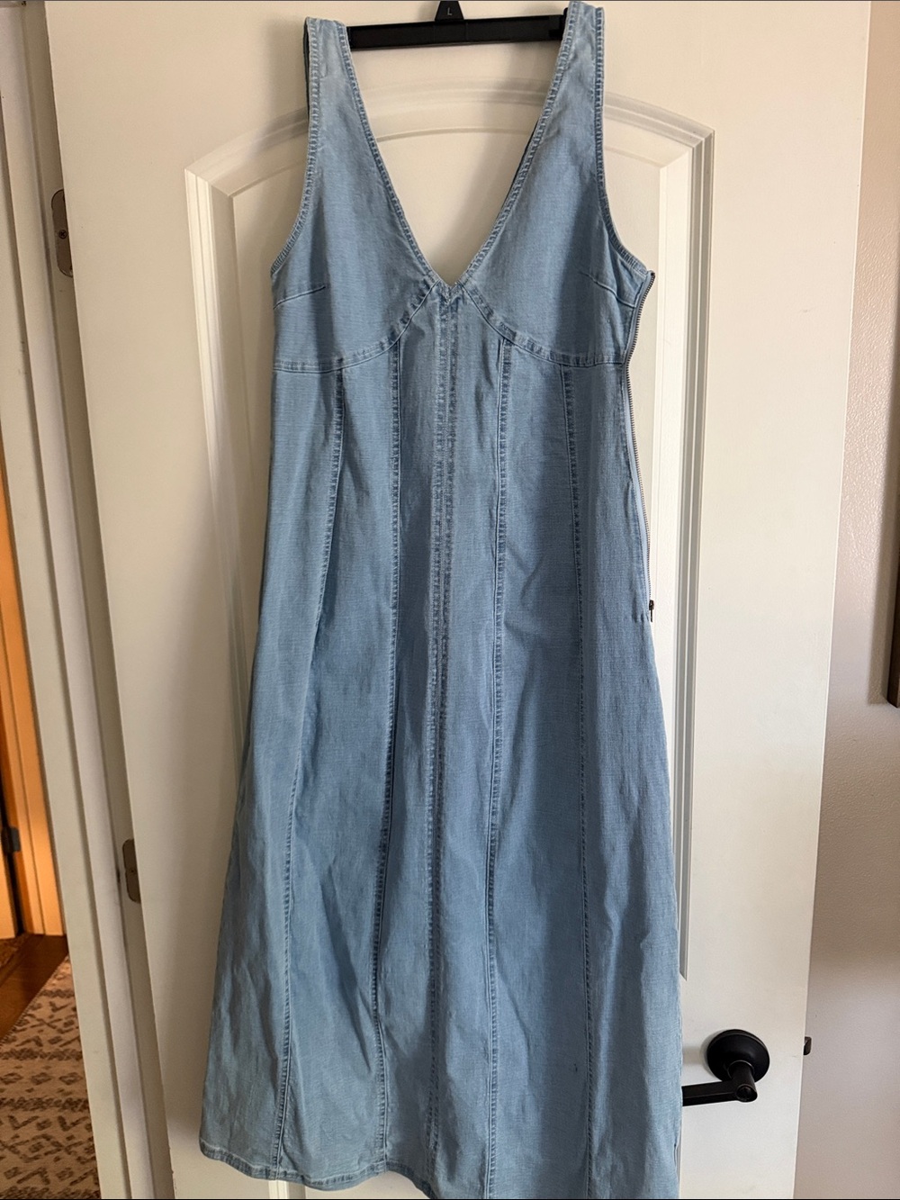 Sleeveless Light Blue Denim Midi Dress with V-Neck
